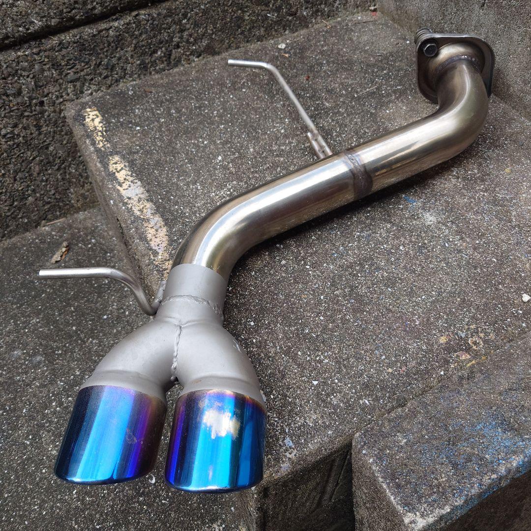 Blue Suns　 320i 社外マフラー E90