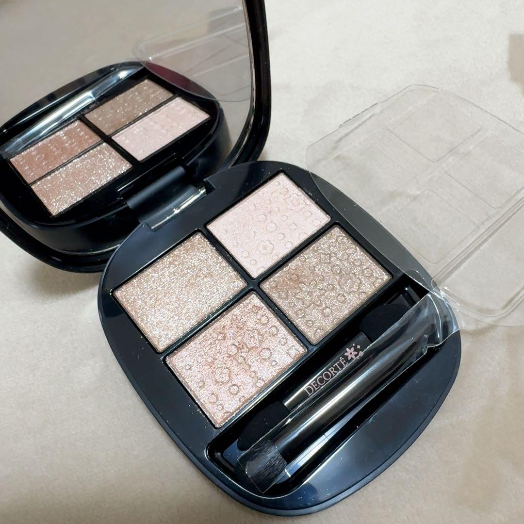 コスメデコルテ　クリスマスコフレアイシャドウ08