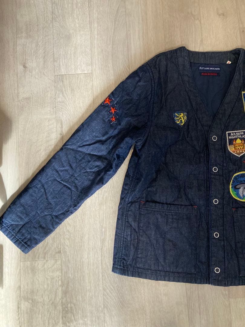 パッチ付きダークデニムカーディガン