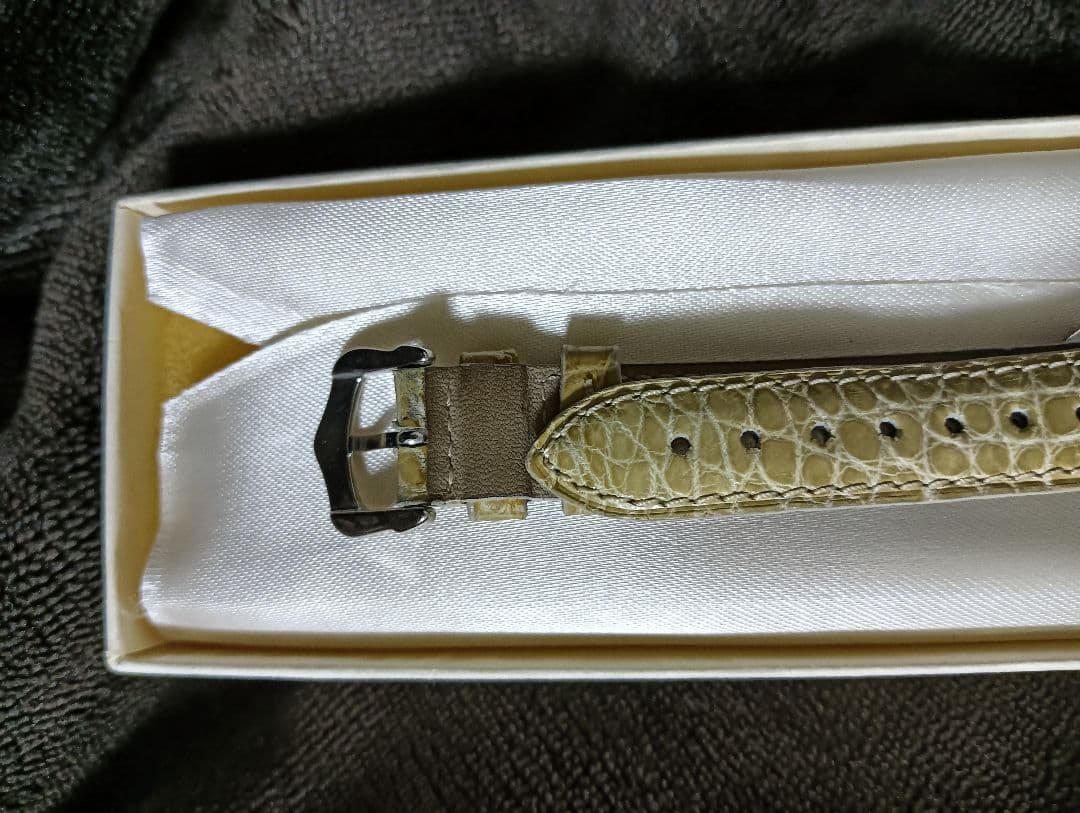 稼働品　Obrey　オブレイ　銀無垢　SOLID SILVER　腕時計　♡南京錠