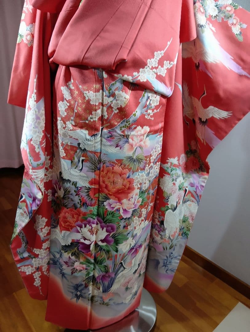 (矢2626m)☆正絹☆振袖 コーラルピンク☆ 花鳥柄晴れ着成人式