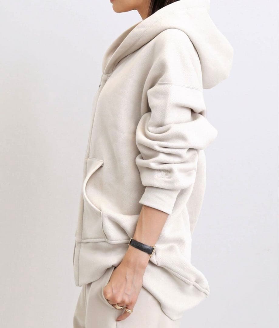 新品未使用タグ付L'Appartement★Americanaジップフーディ