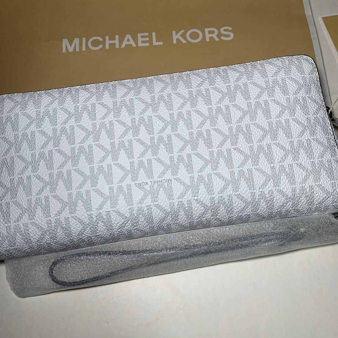 新品MICHAEL KORS マイケルコース 長財布　レディース　White