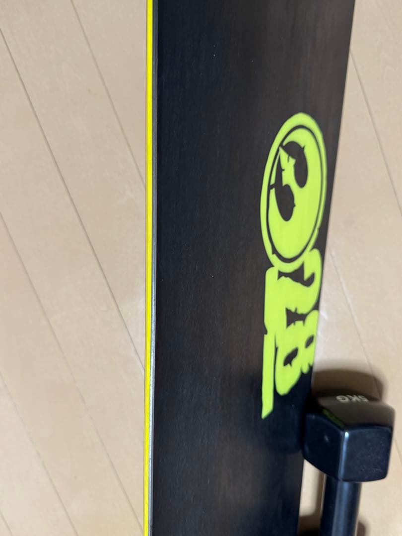 高反発◎ デザイン◎ グラトリ RICE28 RT9 152cm スノーボード板