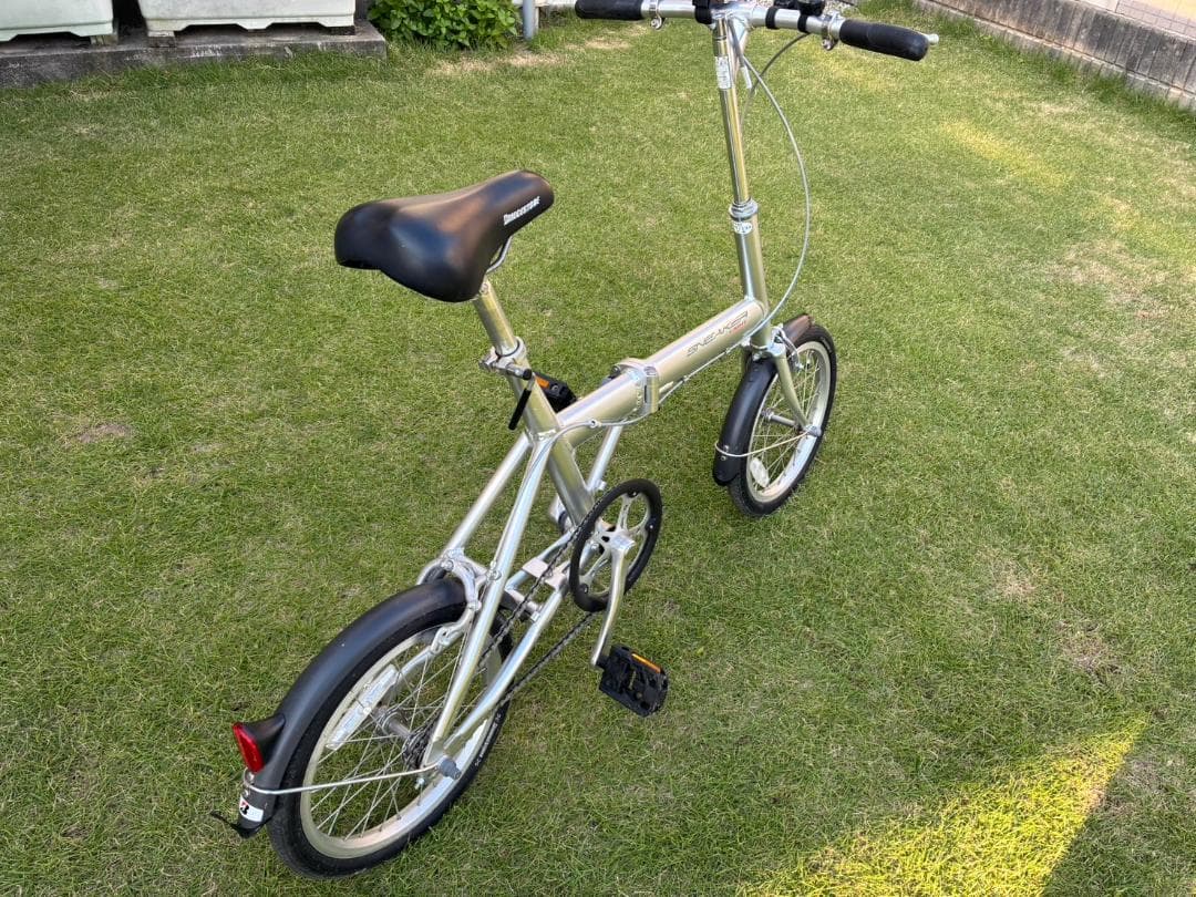 ブリヂストン 折りたたみ自転車　16インチ 新潟手渡し