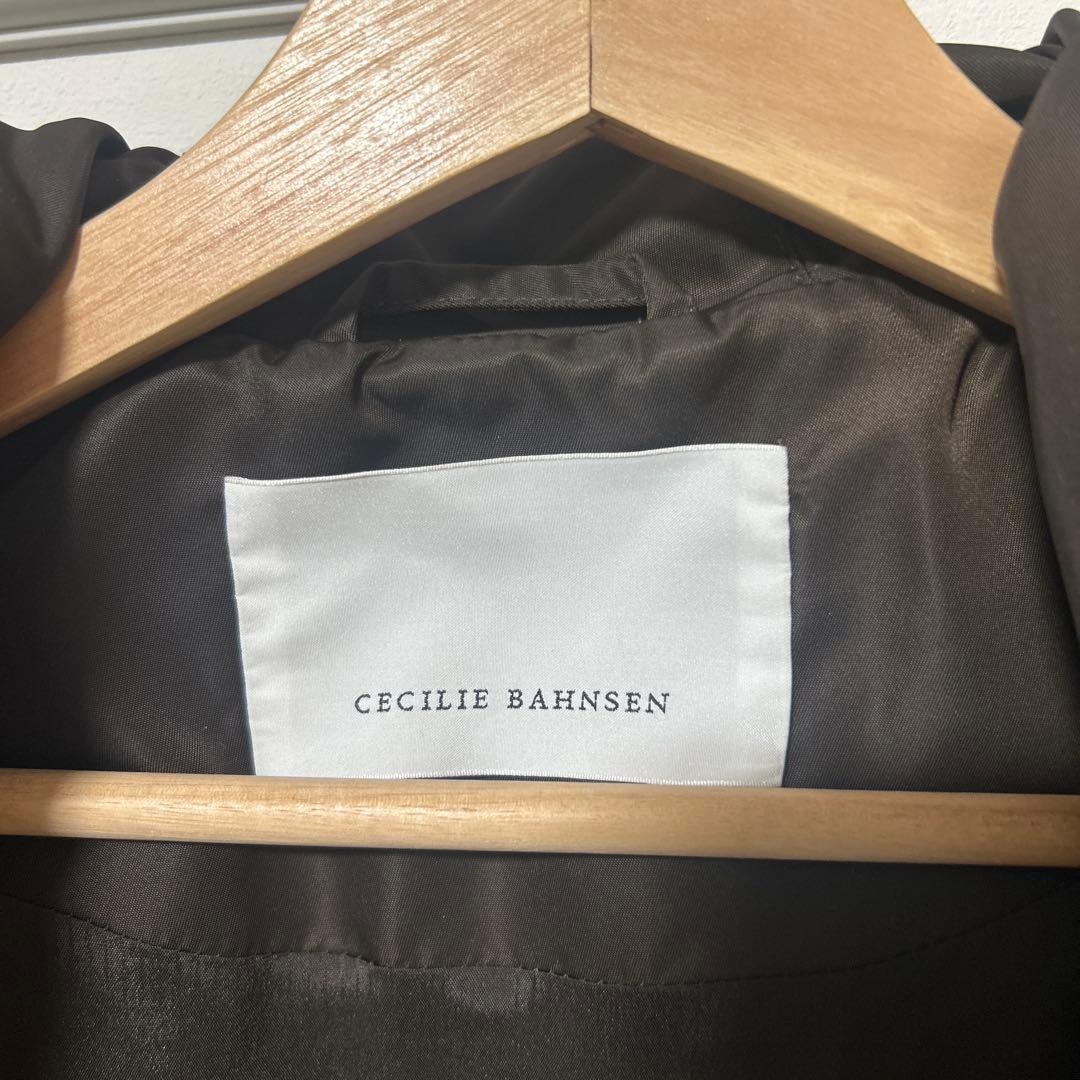 セシリーバンセン　Cecilie Bahnsen アウター