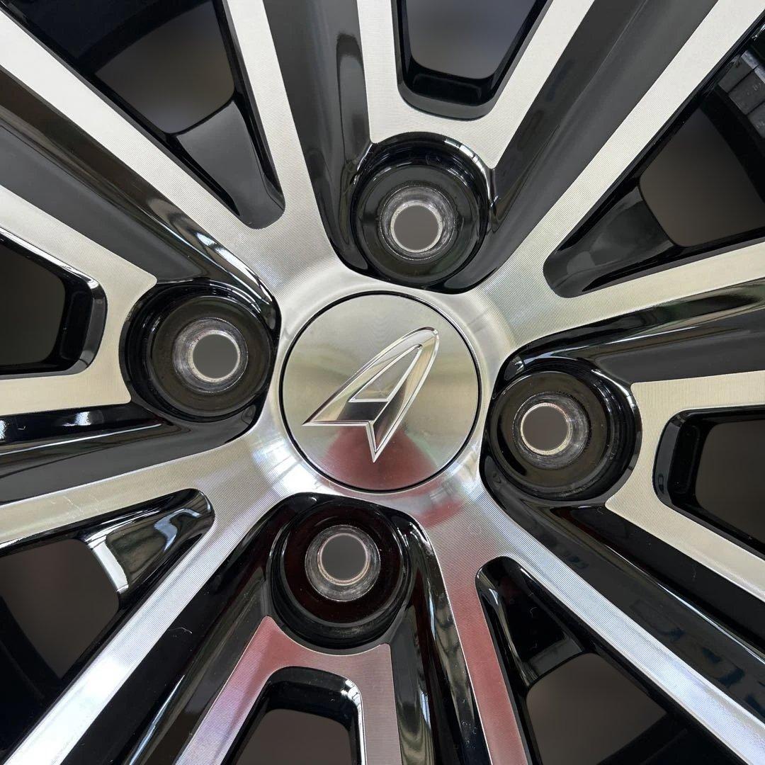 ダイハツ純正　タントカスタムRS 15インチ　アルミホイール