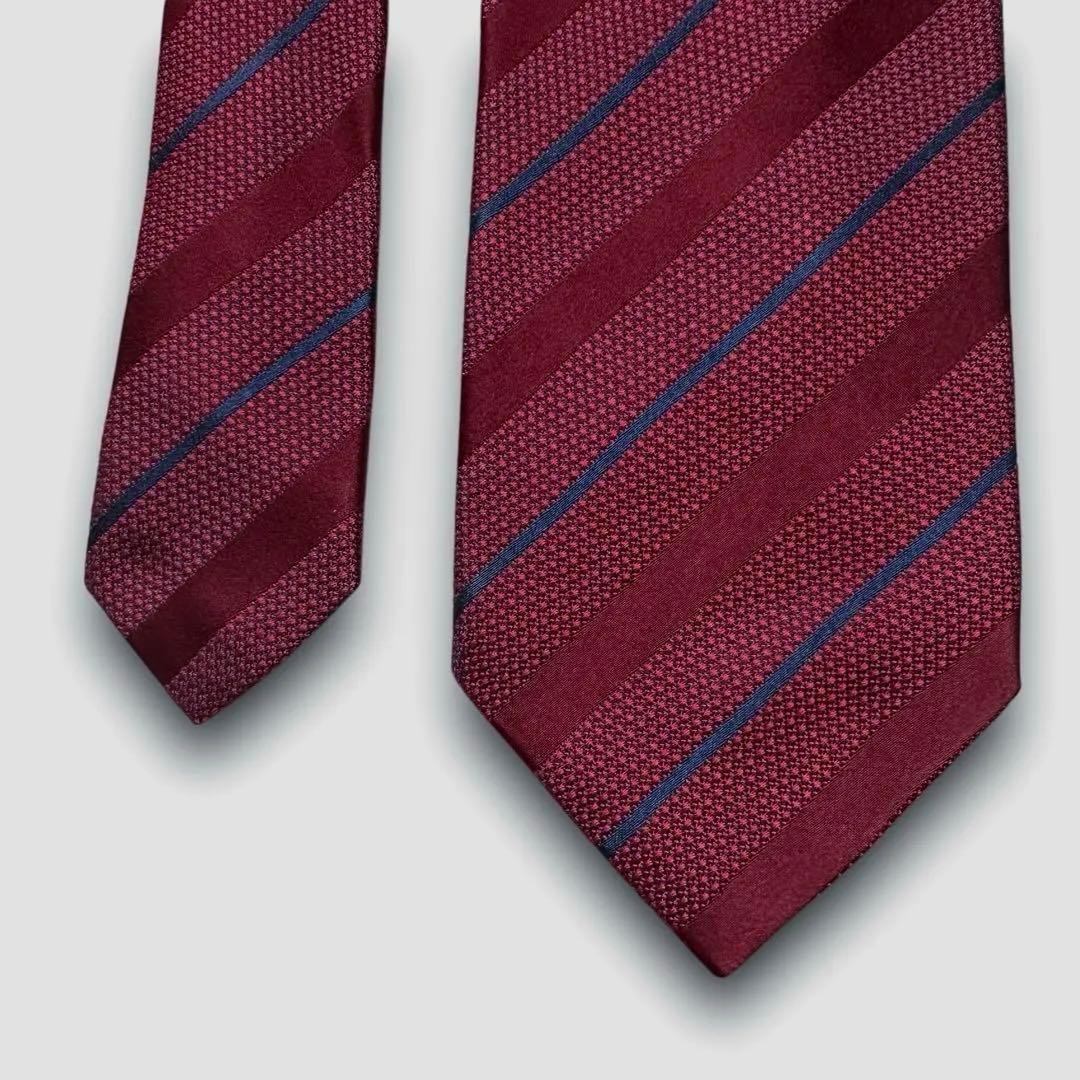 良品✨GUCCI ネクタイ　グッチ　ジャガード　刺繍　ロゴ　かっこいい　【B】