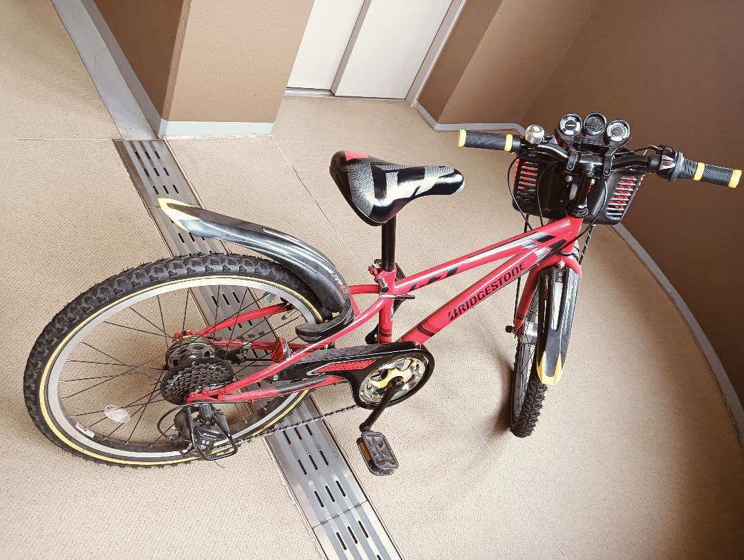 （引取のみ）22インチ　ブリジストン　クロスファイヤージュニア