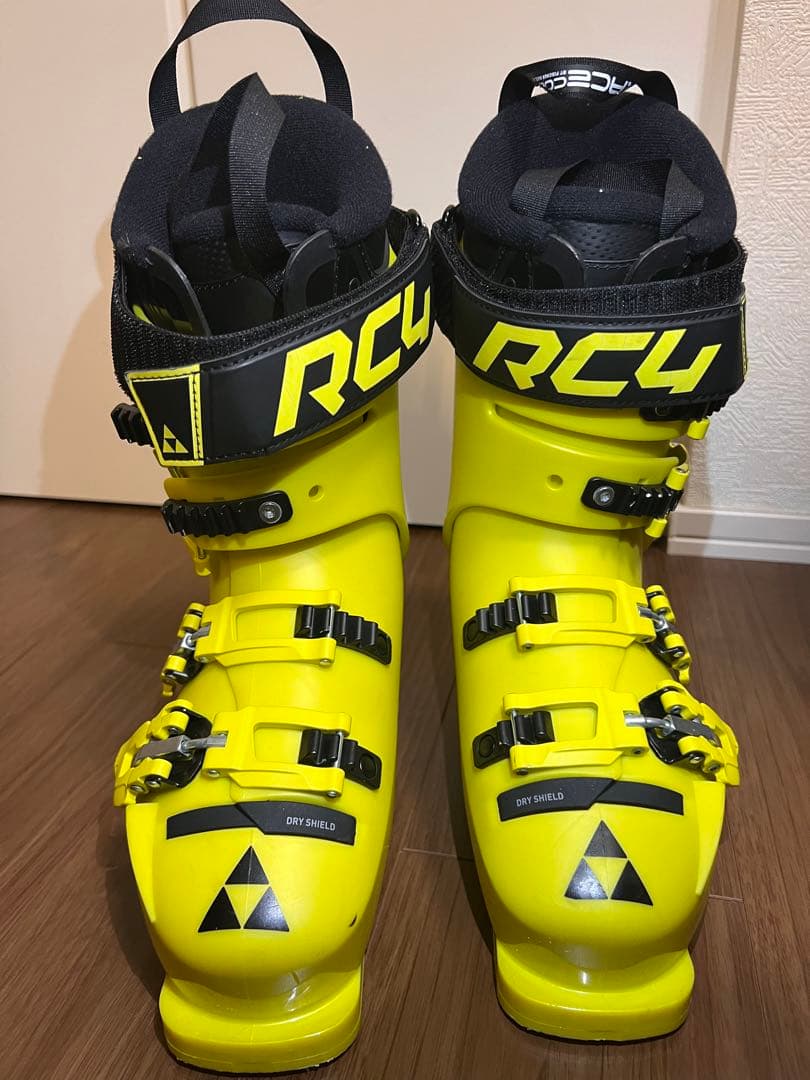 【値下げ！】Fischer RC4 Podium スキーブーツ 90サイズ