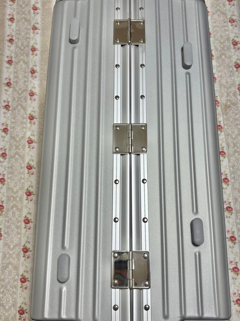 【新品未使用】 Libetee スーツケース Mサイズ マットシルバー