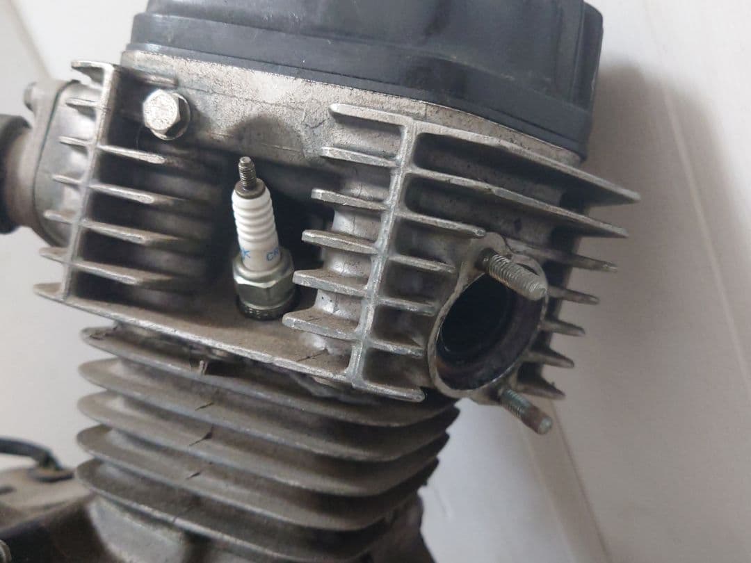 ホンダ エイプ50 実動エンジン pcタイプビッグキャブレター付き