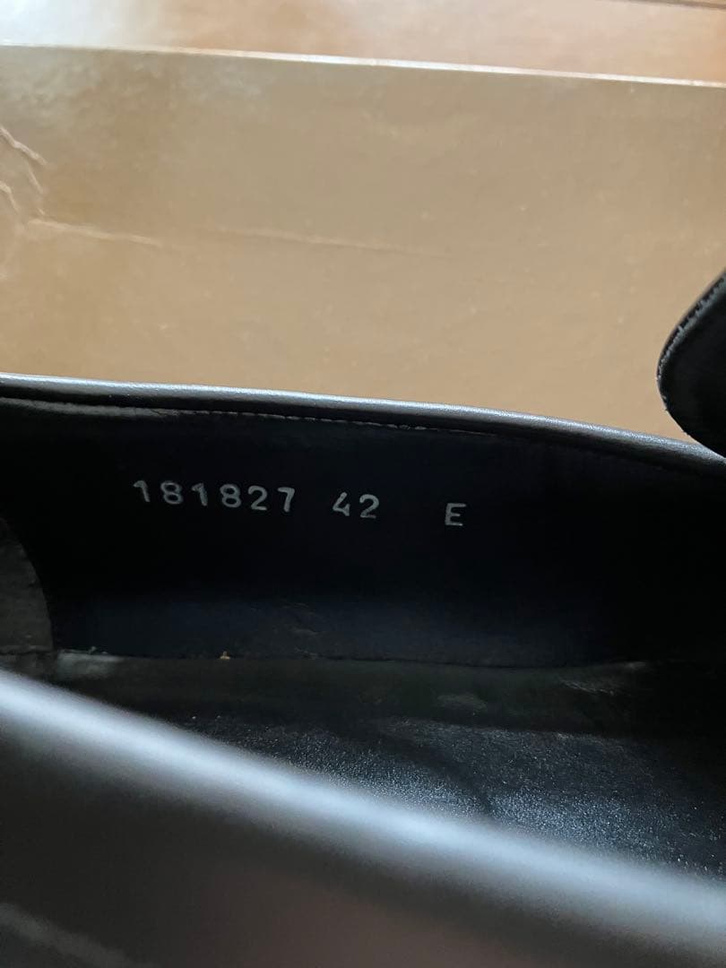 美品　GUCCI ブラック ローファー 保存袋付き　黒　42 27