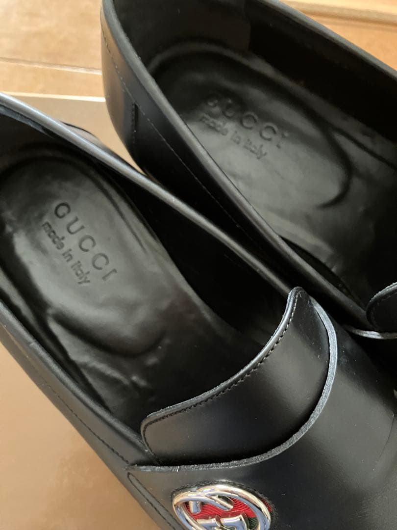 美品　GUCCI ブラック ローファー 保存袋付き　黒　42 27