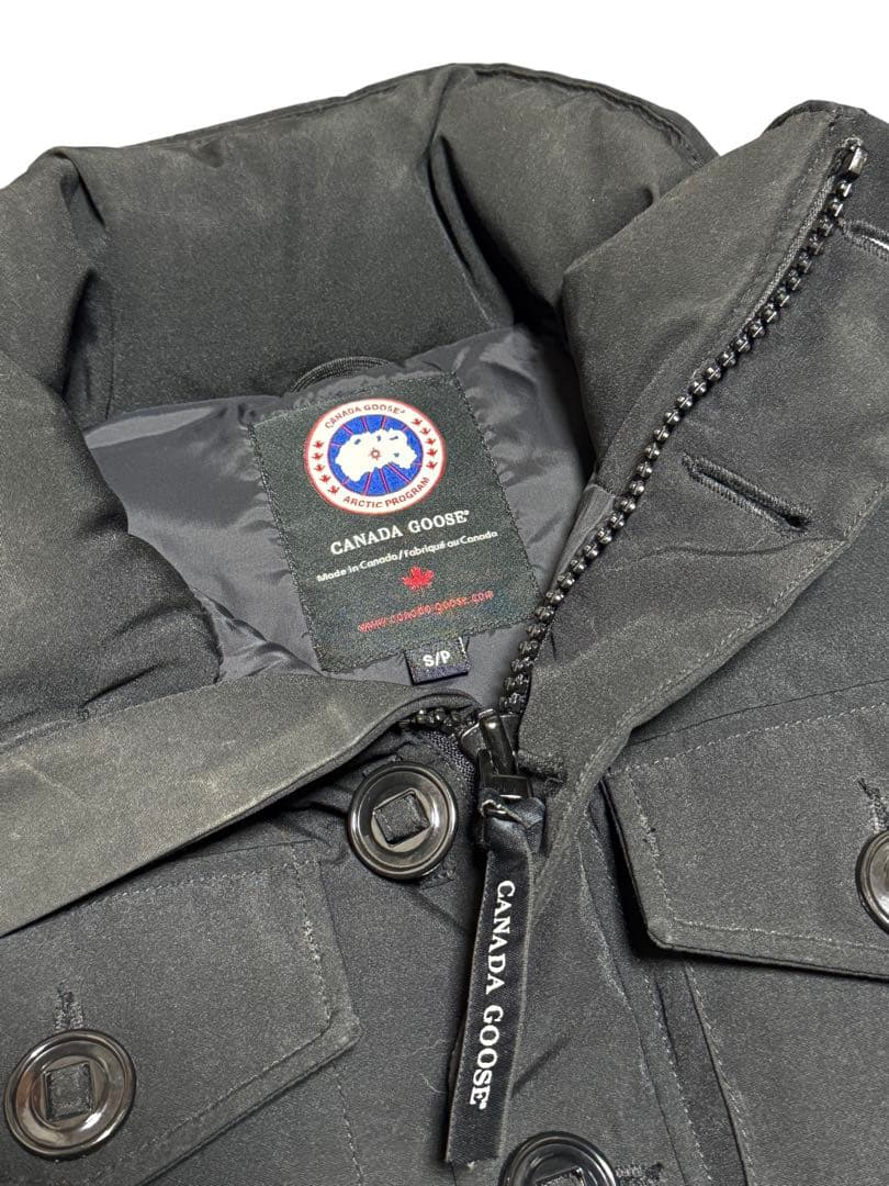   カナダグース MONTREAL ダウンベスト S