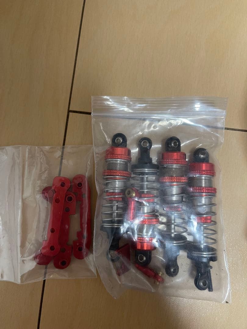 RCカー wltoys 144010と付属品 all in one