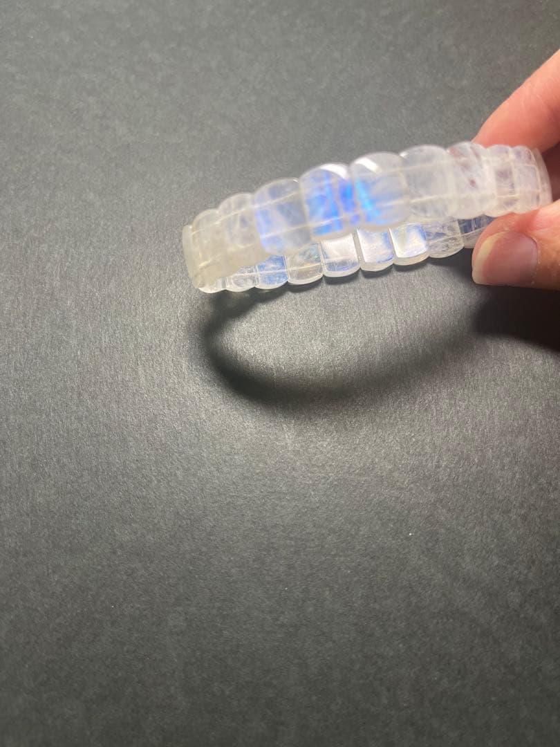 野菜組様　ムーンストーン　バングル　天然石　パワーストーン　ブレスレット