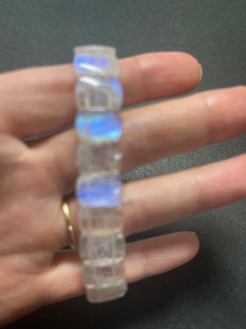 野菜組様　ムーンストーン　バングル　天然石　パワーストーン　ブレスレット