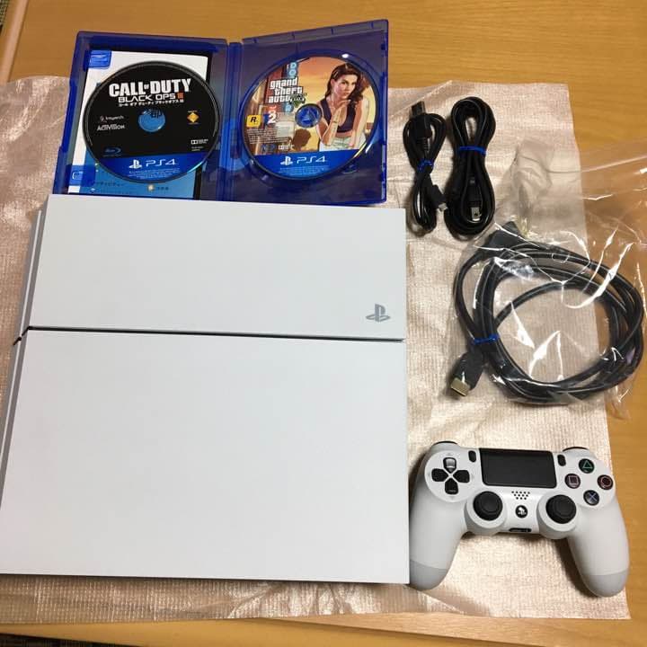 値下げ可能！美品プレステ4(カセット2本つき)