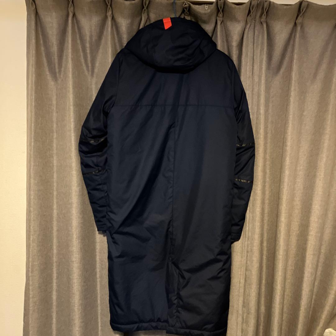 ナイキ　ベンチシートです 紺色×赤