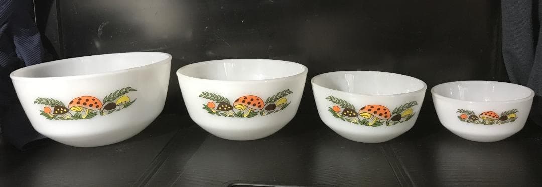 ファイヤーキング　キノコ柄　ミキシングボウル　LL,L,M,Sフルセット（美品）