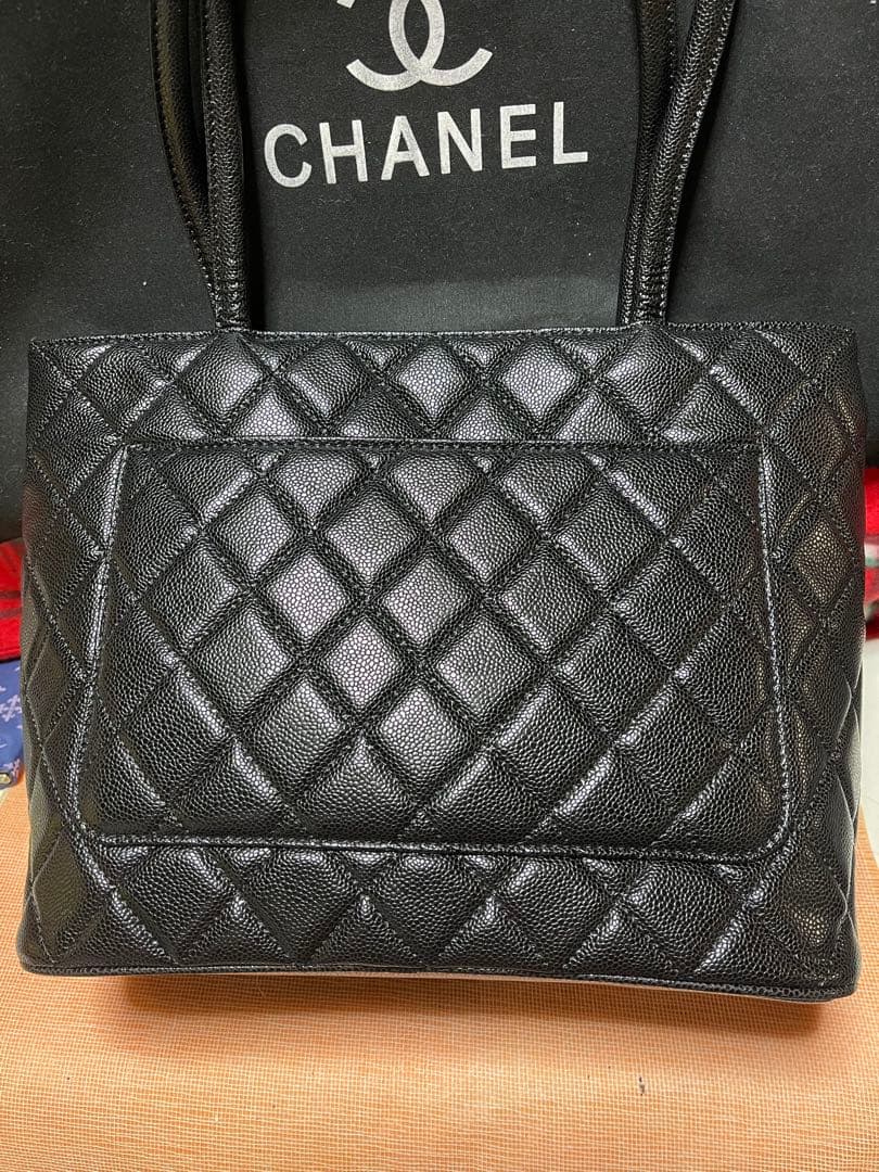 CHANELノベルティキルティングトートバッグ