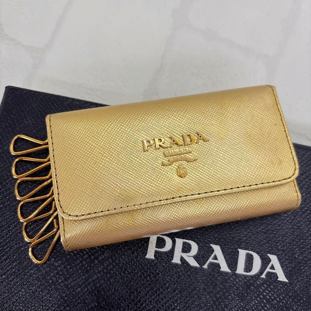 希少✨PRADA プラダ 6連 キーケース レザー ゴールド レア 美品
