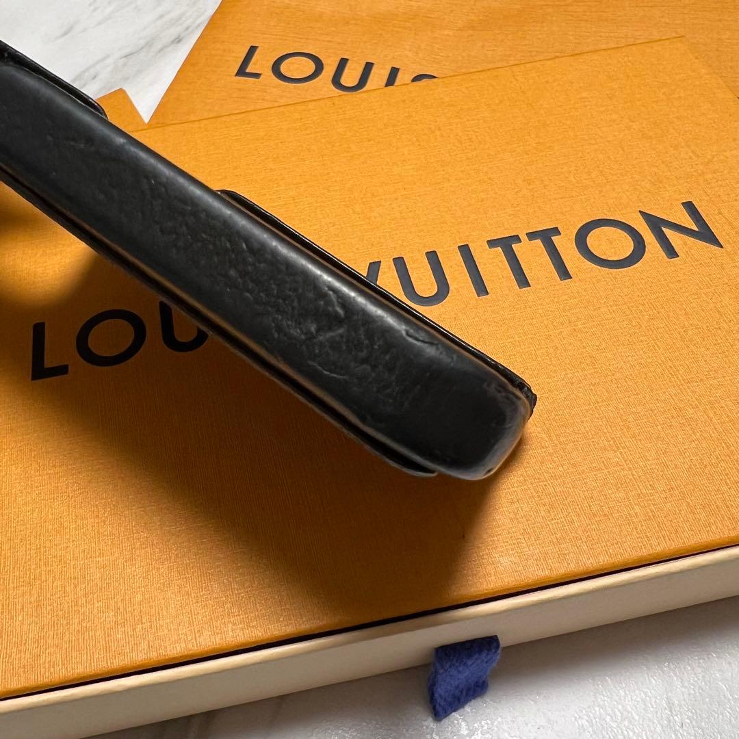 LOUISVUITTON iPhone13pro ケース