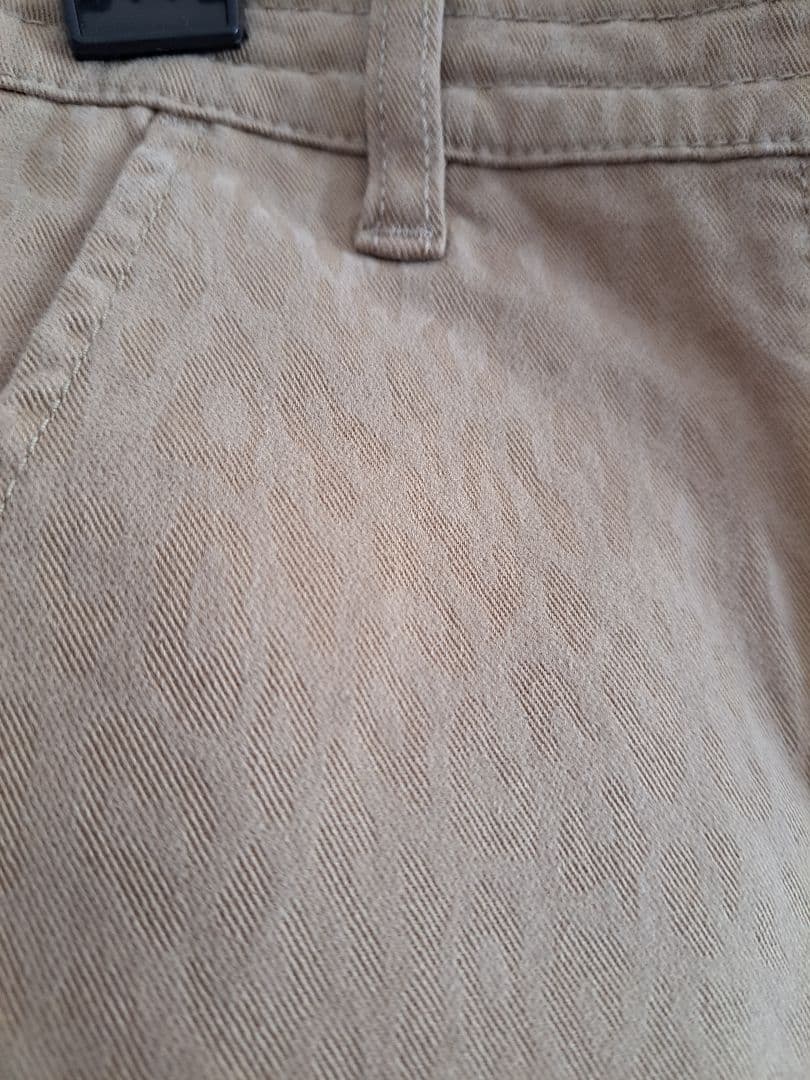 本日限定お値引き★美品☆MARK&LONAゴルフレディース　スカートS