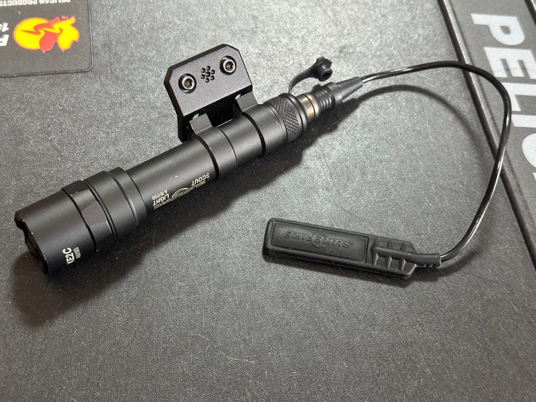 シュアファイア m600 系 フラッシュライト レプリカ マウント m-lok