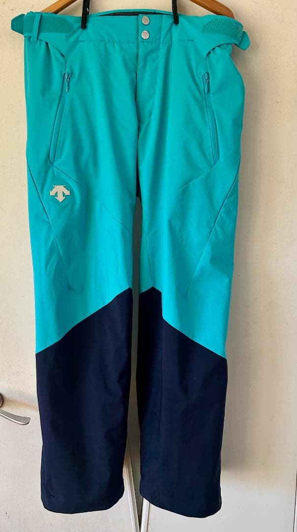 デサント 2022-2023 スキーウェア 上下セット