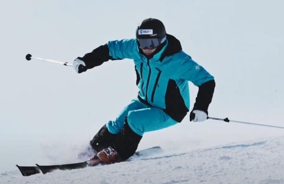 デサント 2022-2023 スキーウェア 上下セット