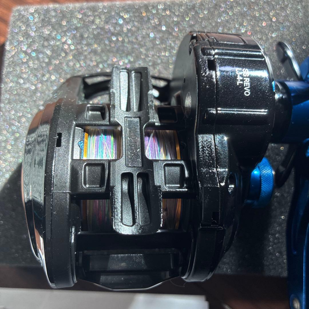 Abu Garcia SALTY STAGE REVO LJ4-L ベイトリール