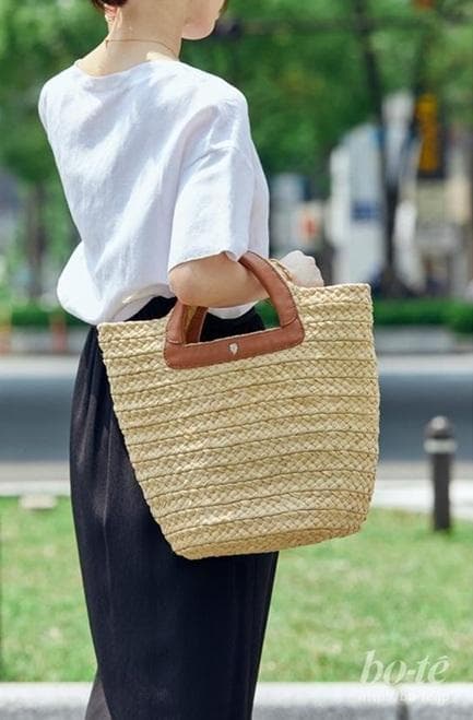 新品タグ付　　HELENKAMINSKI 2wayバック　高級　37,400円