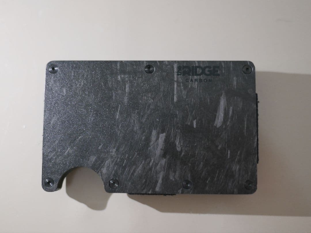 小物 The Ridge Forged Carbon Money Clip