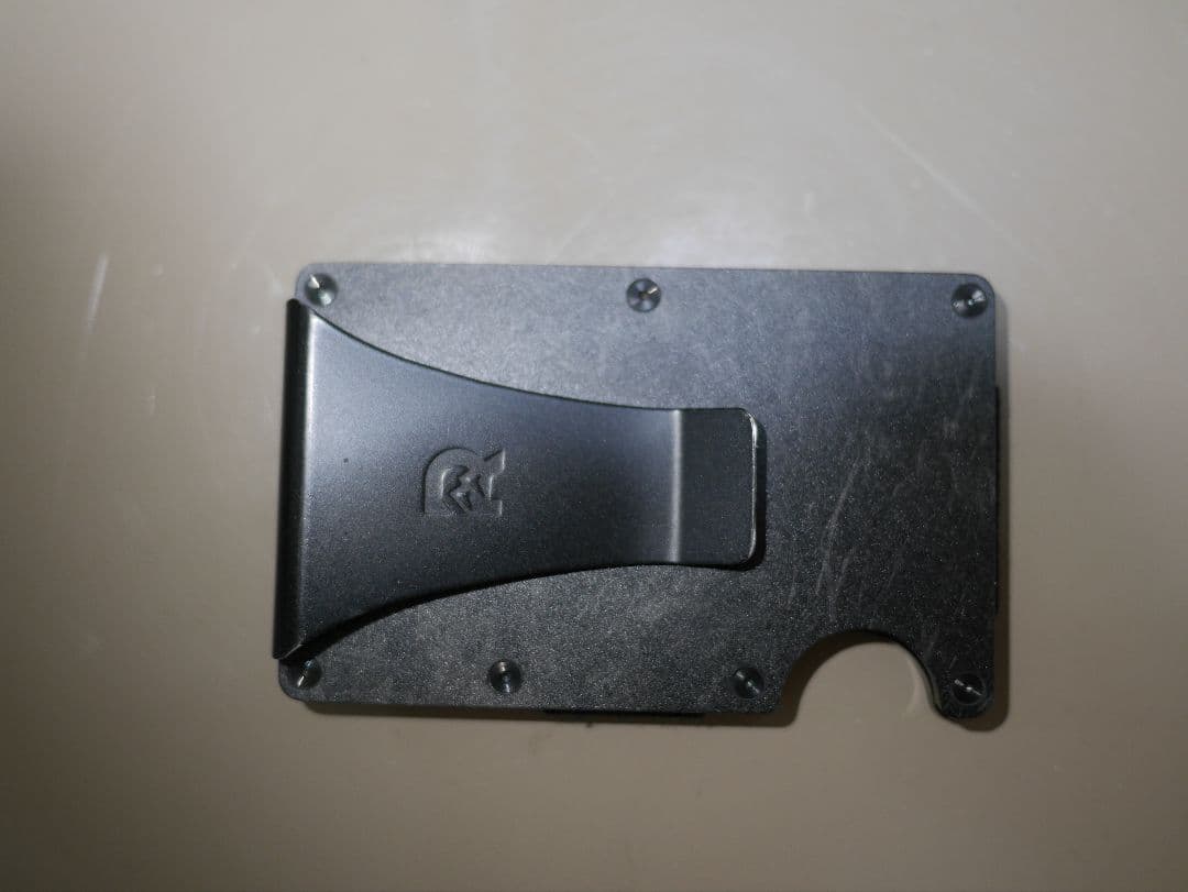 小物 The Ridge Forged Carbon Money Clip