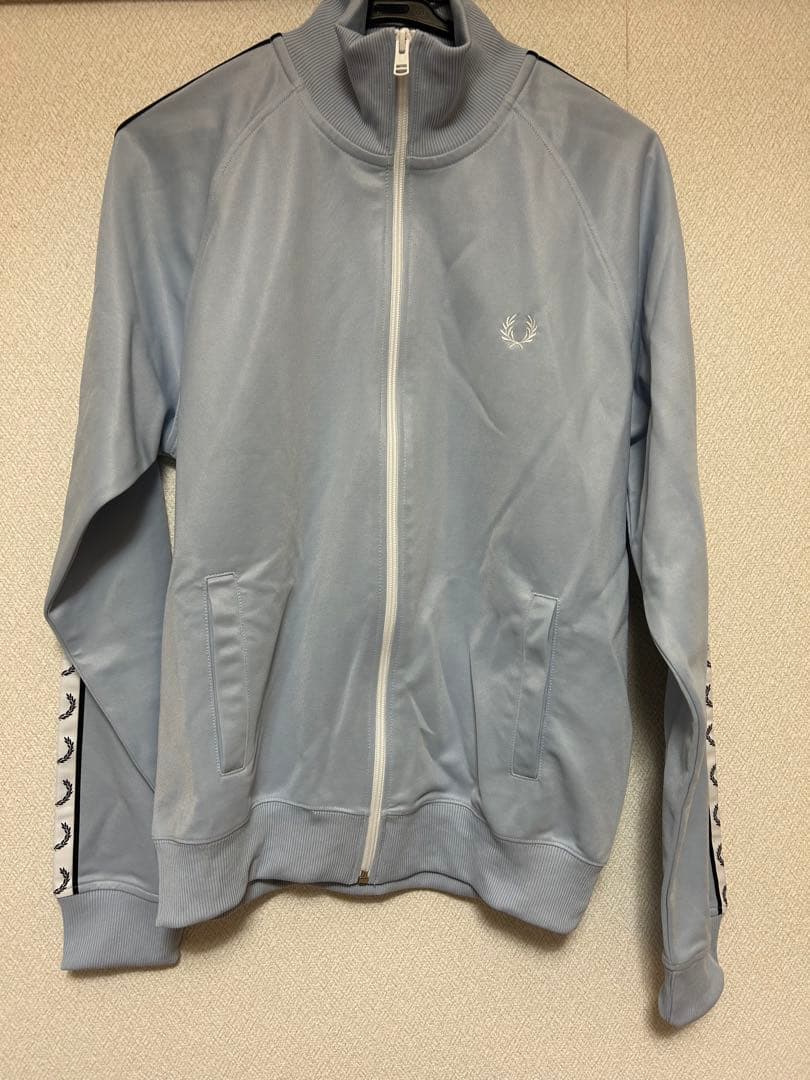 【はる】FRED PERRY フルジップジャケット ライトブルー