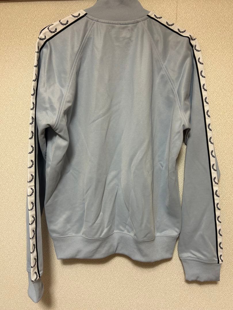 【はる】FRED PERRY フルジップジャケット ライトブルー