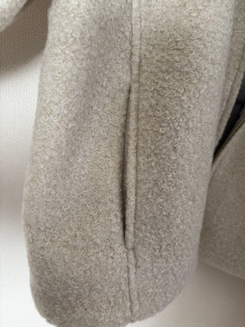 【新品未使用タグ付き】アイボリー ショート丈ジャケット ブルゾンレディース