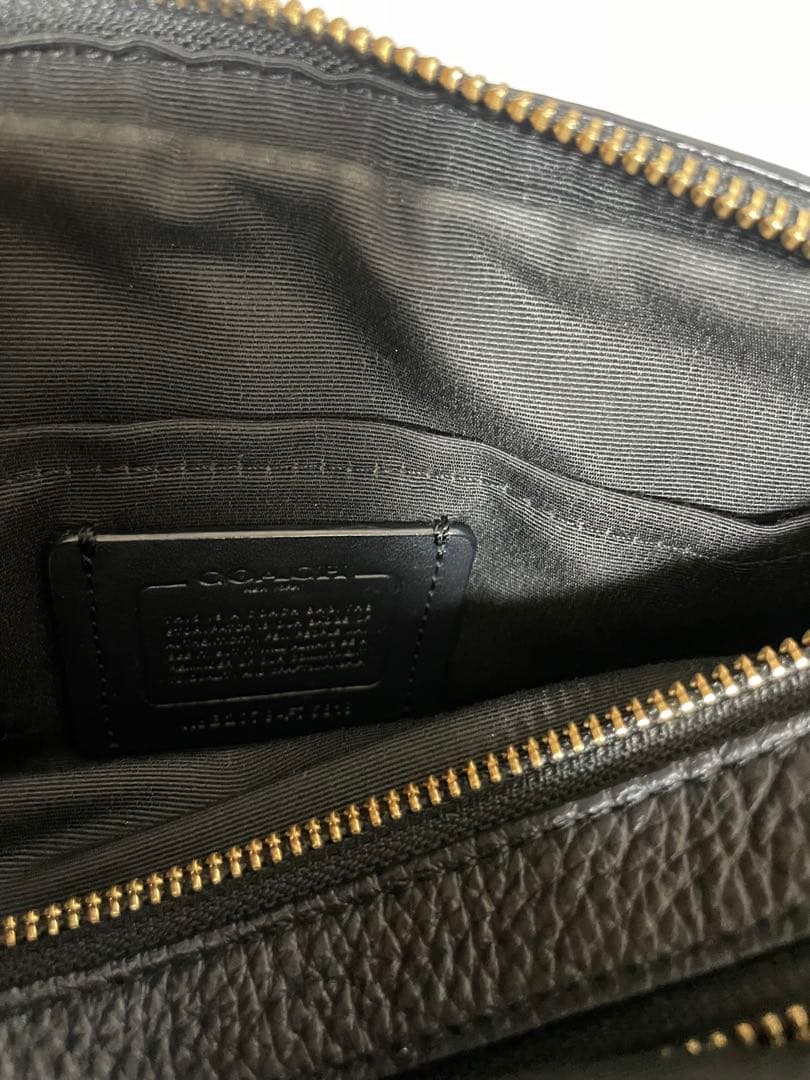 COACH コーチ 馬車ロゴカメラバッグ ショルダーバッグレザー F75818