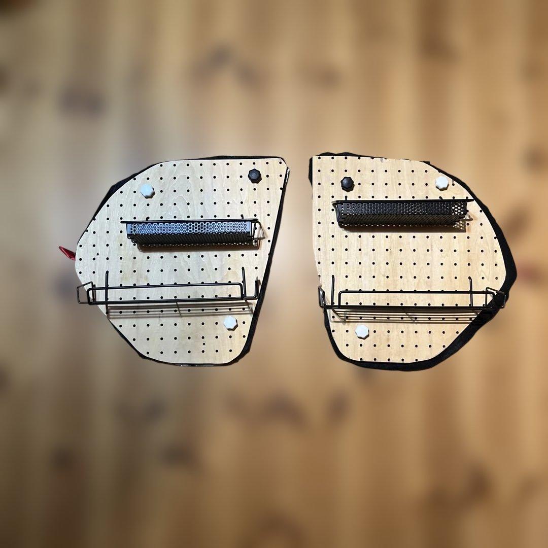 エクストレイルt31 リアクォーターガラス用　有孔ボード兼防寒シェード　棚付き