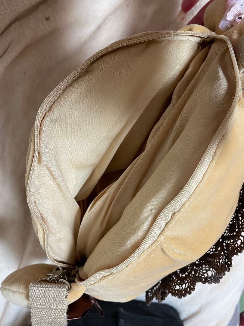 ベイビーザスターズシャインブライト　くまくみゃちゃんのあったかマフBag