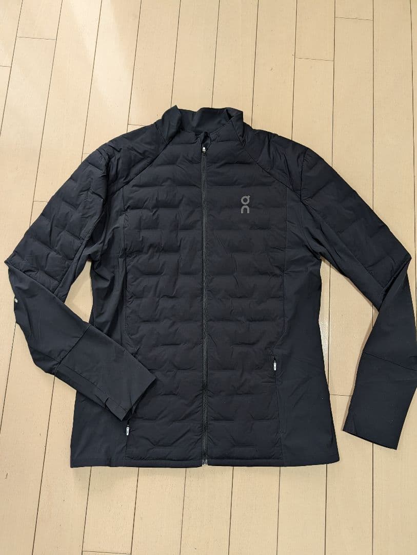 On ブラック アウター　XL