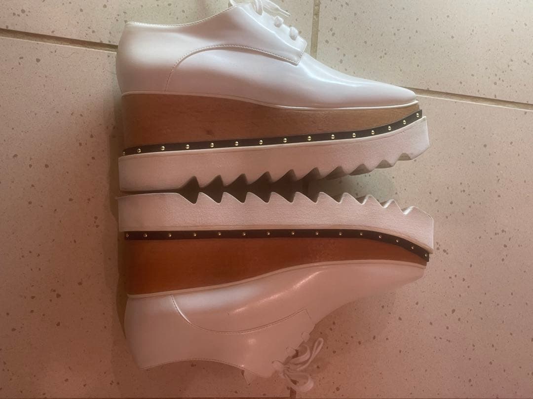 ステラマッカートニーホワイト 厚底レースアップシューズ