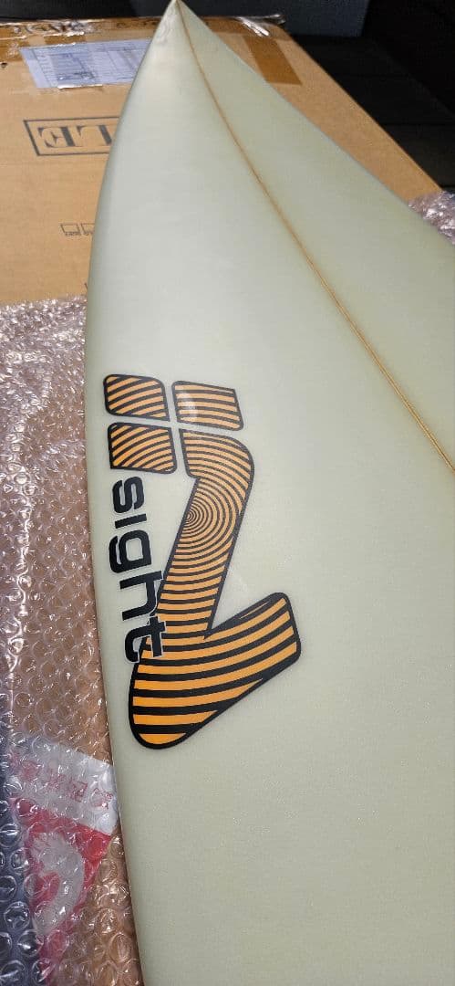 Insight (インサイト)サーフボード※新品未使用、フィンデッキパットセット