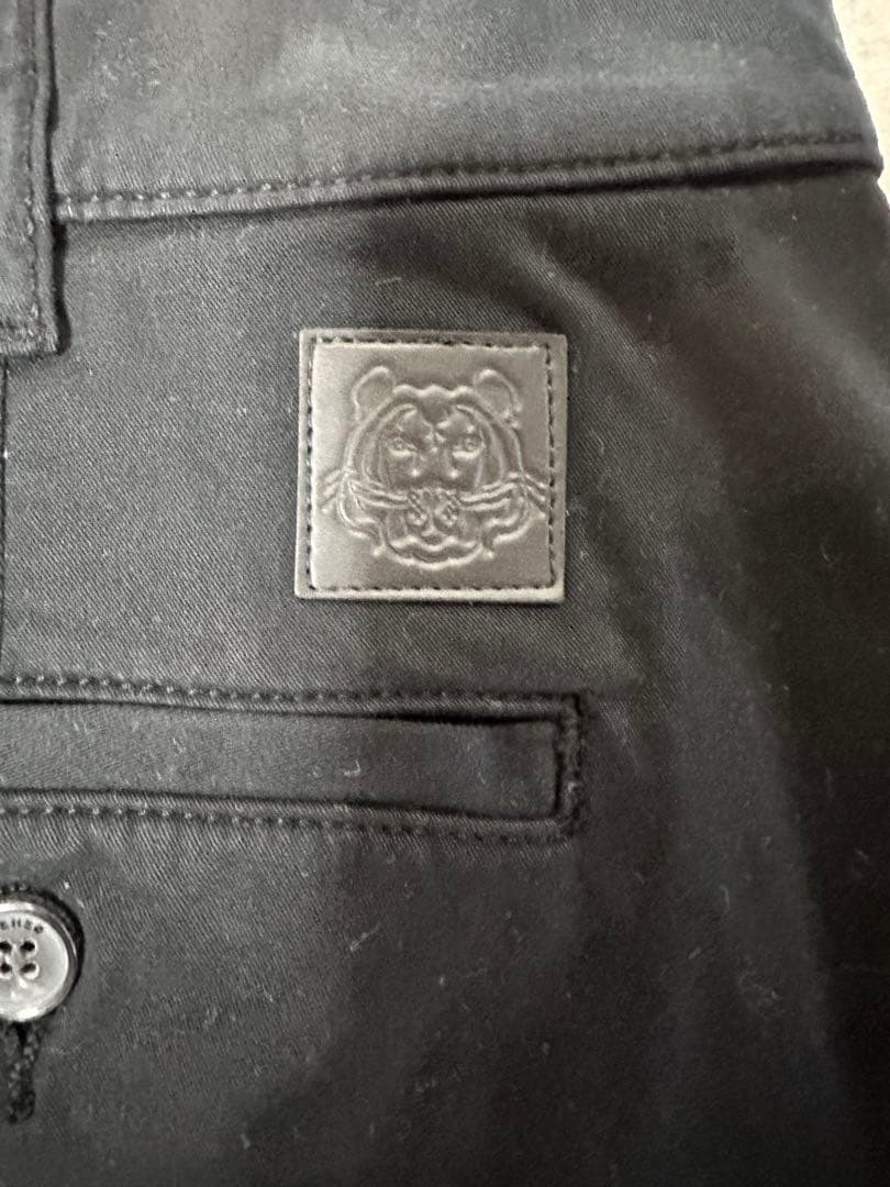 新品 タグ付き KENZO テーパードクロップドパンツ 黒 サイズ40
