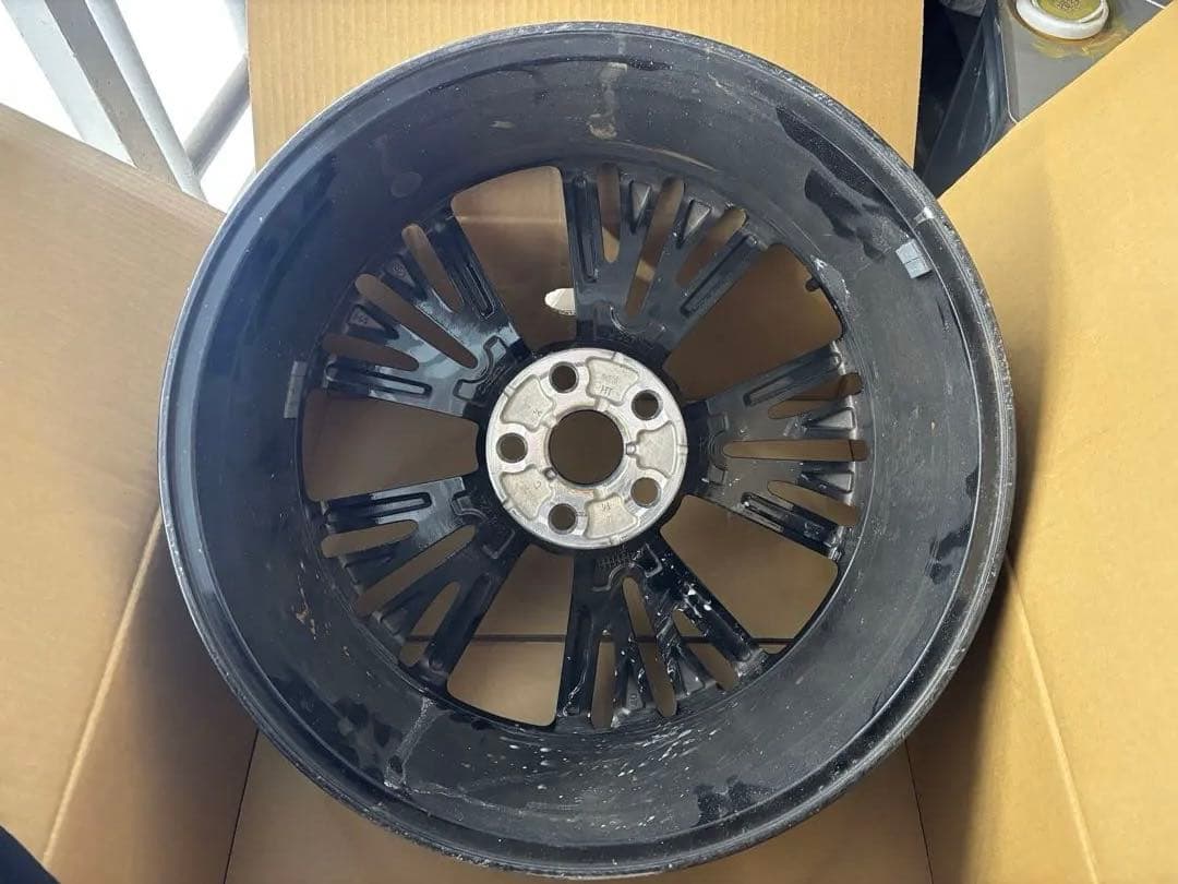 60プリウス純正19インチホイール