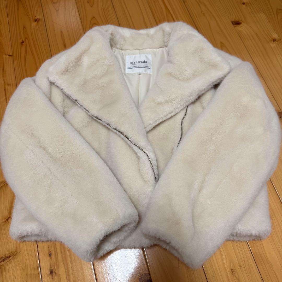 【未使用に近い】Mystrada ファージップコートMサイズ