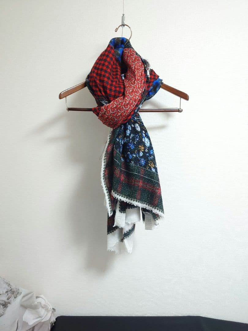 ファリエロ サルティ　Faliero Sarti　ストール　nonnative