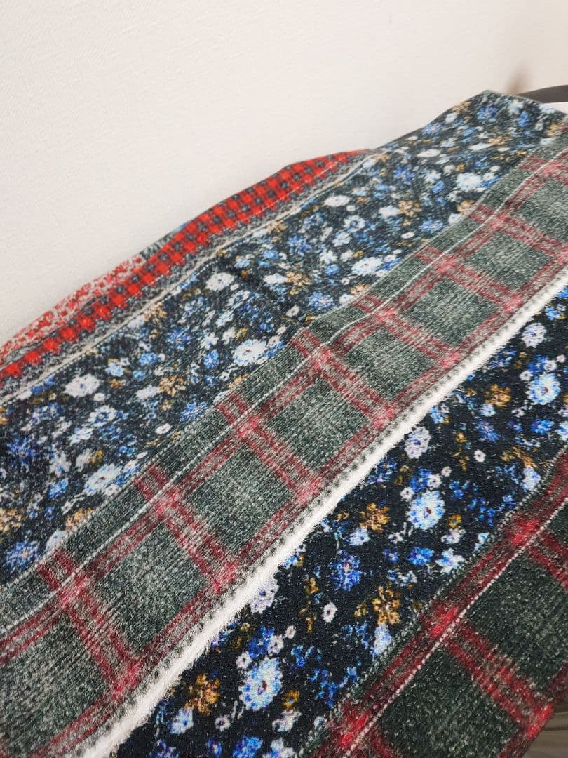 ファリエロ サルティ　Faliero Sarti　ストール　nonnative